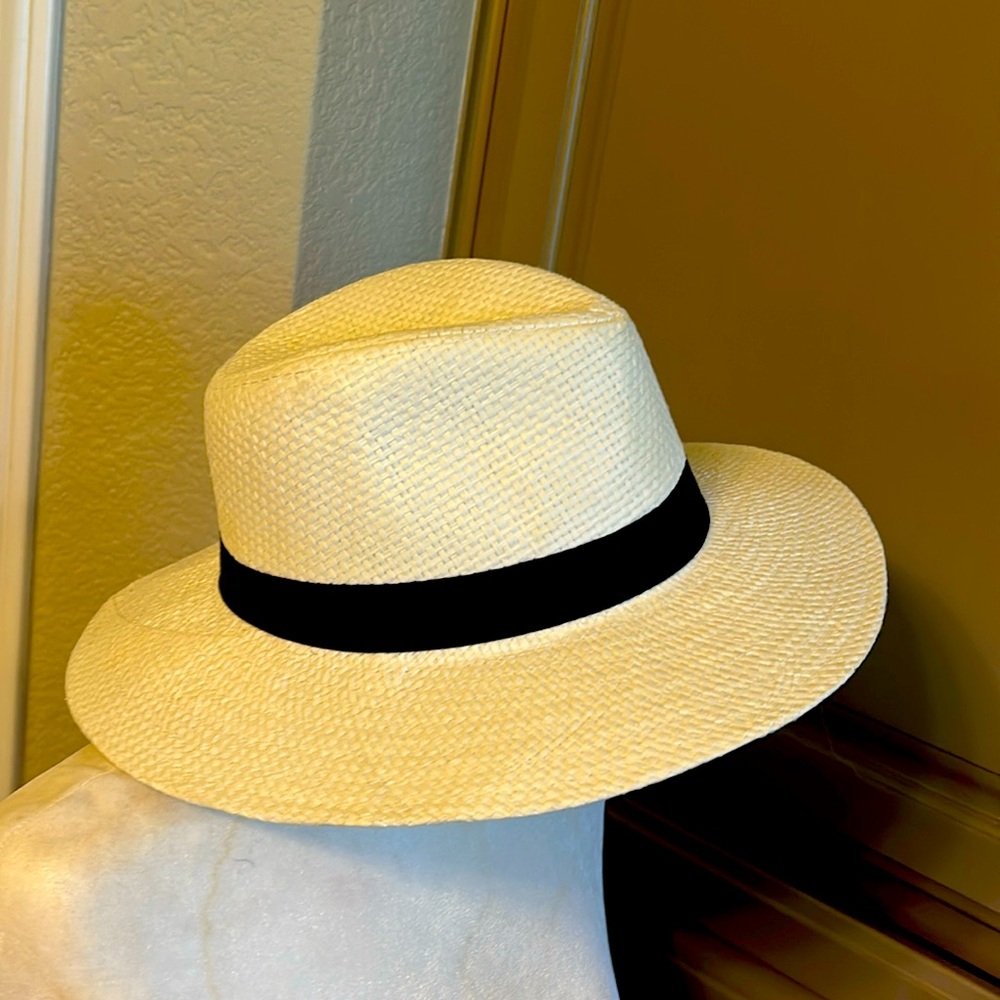 Lucky 7 White Straw Fedora Hat